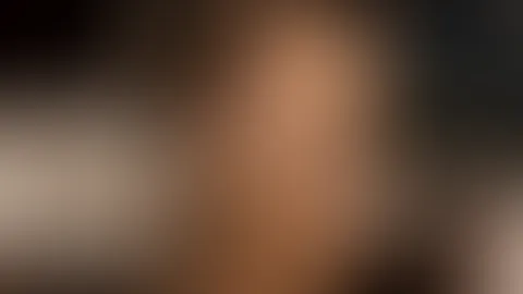 Wer legt sich zu mir und schiebt mir seinen harten S*****z so tief rein wie es geht? 🤪