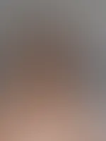 Was würdest du jetzt lieber machen? Zur Arbeit gehen oder in mein Bett kommen und ein bisschen Spaß mit mir haben? 😈