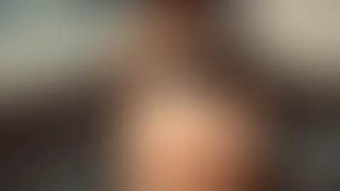 Bitte klatsch mir auf den A***h Daddy 🫣😏