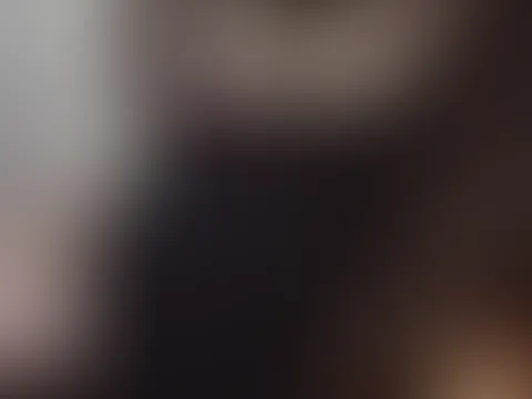 Fotoshooting Dekollettee mit großen naturboobies