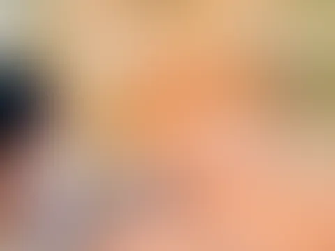 Ist gibt nichts schöneres, als in der Badewanne zu liegen und auf eure Nachrichten einzugehen. Und wie geil man dabei wird. 🥵