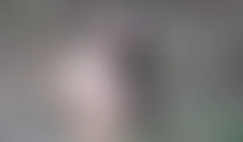 Ich p**s dich an - Komm spritz mich voll!!