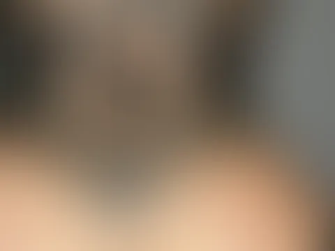 Letzte Woche Mittwoch hatte ich noch ein spontanes F**k Date gehabt😜🚀 Wollten eigentlich gar nichts filmen aber was kurzes wurde es dann doch … zum Glück ist nur das Video kurz hehe 😁