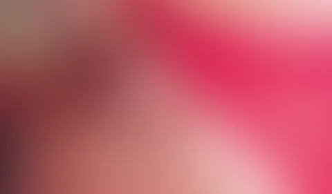 Dildo f**kt noch tief in doggy 🔥🤭 geile Nahaufnahme meiner P***y