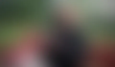 Er hätte mich nicht warten lassen sollen! (mein erster Blowjob vor der Cam)