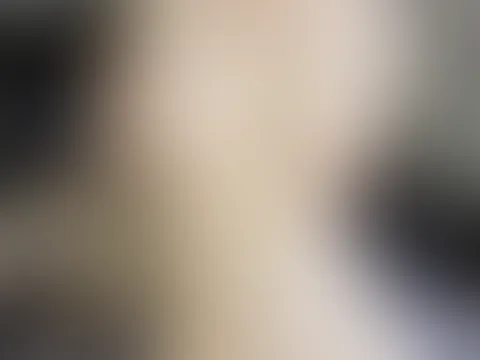 Geiles einölen mit Streicheln und geilen Titten .. ☺️😘😘😘