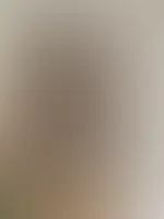 Ich zeige dir meine prallen Titten für einen geilen Start in den Tag. 😈🔥