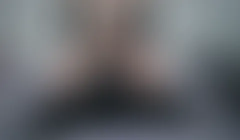 Ich reite hart meinen Dildo und komme...