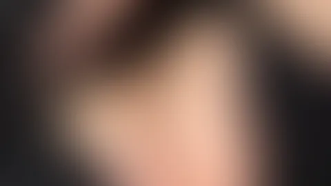 Massierst du mir meine Titten 🥵