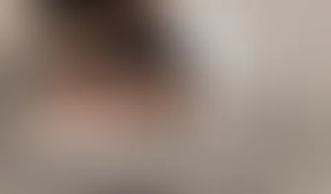Ich lass für dich meinen geilen A***h schön wackeln... 🔥 Da kannst du doch sicher nicht widerstehen!? 😜