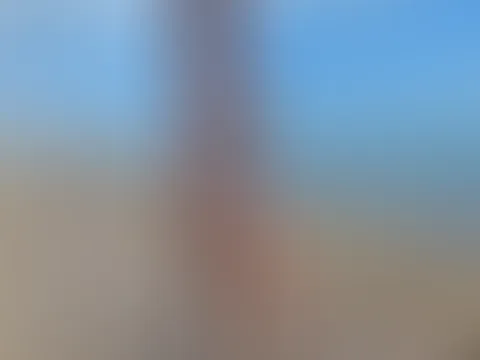 Oh, was für eine wunderschöne Location… fast keine Menschen 😏 Ruhe, Meer, Sonne… Vielleicht etwas Versautes hier machen? 💦 Wer unterstützt die Idee?