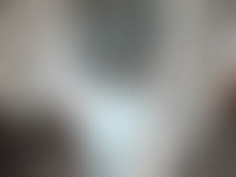 Bin endlich in England đ heute ein bisschen frĂŒher im Hotel angekommen. Wer möchte mit mir im Hotelzimmer chillen? đđ€€