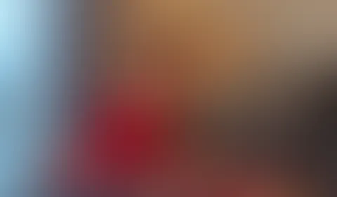 Hier erzähle ich euch wie ich zum Swingen gekommen bin und wie das erste Mal im Swingerclub für mich war. Spoiler: Ich war natürlich super aufgeregt, wusste nicht was ich anziehen sollte und wie ich