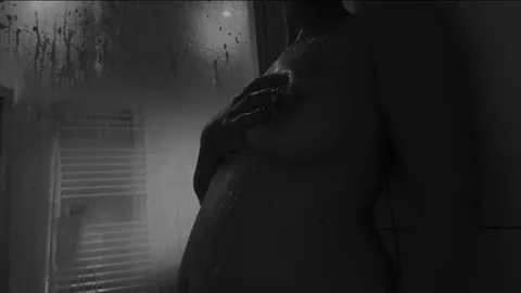 Treat your favourite mum-to-be to a little shower💋💦