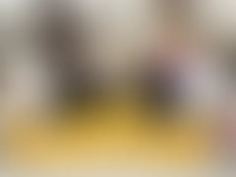 4er EXTREM! Nach der DISCO wird GEF**KT! Spermakuss ist eh viel geiler!