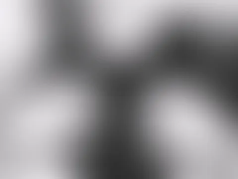 Cum between my big tits đ