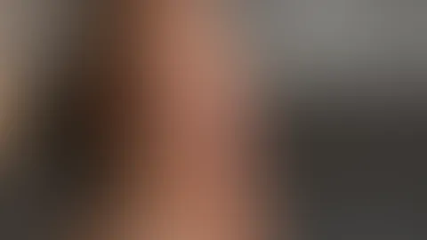 What do you look at first? 😜