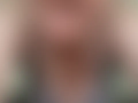 Alles in Umbruchstimmung bei mir 💋 Kann sein ich bin mal paar Tage weg und dann wieder da - leider kann ich es nicht 100% planen 🌹 seht es mir nach 💯   Im Chat könnt ihr dennoch buchen 😁 abonniert