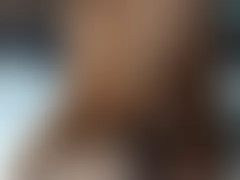 Confess, what’s the first thing you noticed? 🤭
