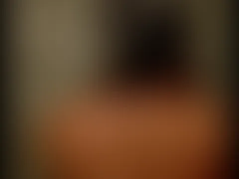 Als Nudistin ist bei mir auch immer die Badezimmertür offen