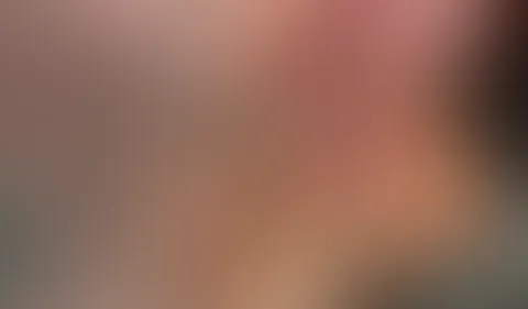 Natursekt Spiele - auch Kev macht den Mund auf - Kurzclip im neuen Badezimmer