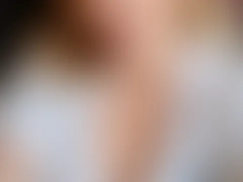 Bald ist Anstoß ⚽️🥳 mein Tipp ist 3:0... wie tippst du? Schreib es mir 😘. Wenn das Spiel vorbei ist und ich falsch liege, bekommst du nicht nur eine geile Überraschung 🎁🌶😉 wenn es höher als 3:0 i