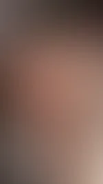 Erwischt! 😉 Es ist Wochenende ✨ Ich liege hier… und du hast längst eine Lieblingsstelle gefunden, stimmt’s? 👀