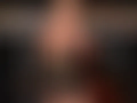 Na, neugierig was ich drunter trage?🔥 Schau dir meinen neuen Inhalt an💦😜