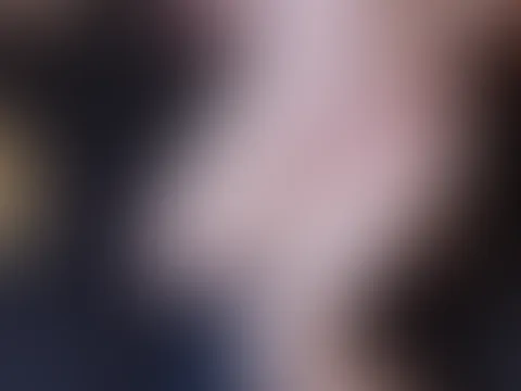 Hilfe! Versohlt mein A***h mit seinem riesen S*****z