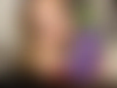 Werde von RIESEN BBC hemmungslos in meine kleine Teenie M****i gef**kt..😱