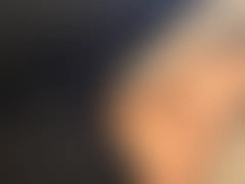 Gerade beim Arzt, kurz das Oberteil hochgerutscht😈💦