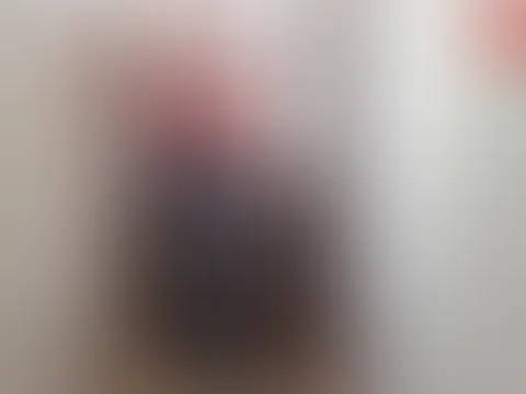 Ich bin eingepackt, aber nicht wegen der Kälte 😌✨ Sondern weil ich's kann. Und du... kommst du klar oder bleibst du drin?