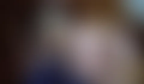 Geile Blondine wird Hardcore dominiert!!