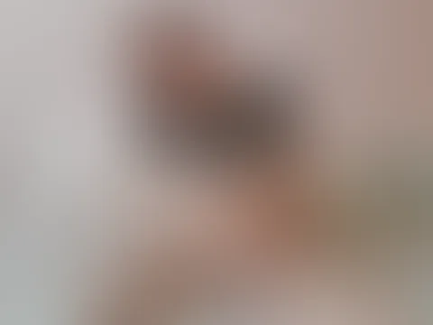 play with my clitvibrator