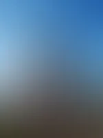 Big bubble butt on the beach đ