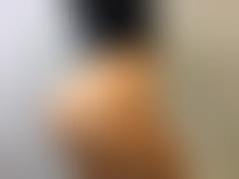 Ich liebe es hin und wieder einfach keine Unterwäsche zu tragen ... und das nicht nur Zuhause 😉🌶️🍑