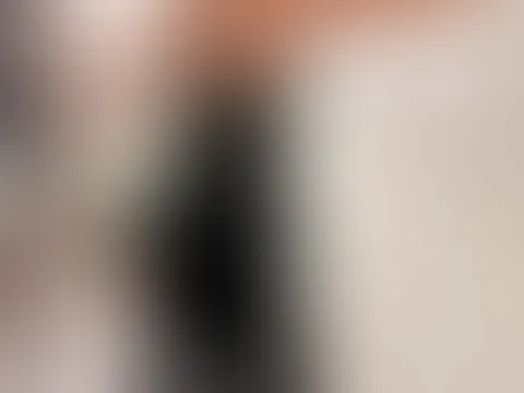 Leder Queen wartet auf dich.