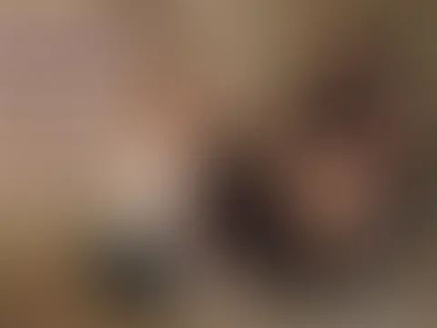 Teenarsch wird gespankt