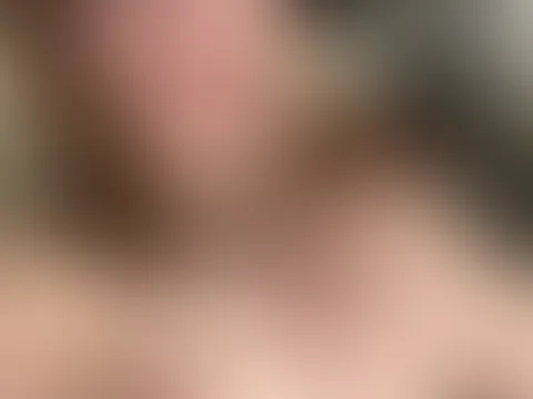 Schau mal wie ich mich anfasse, sag mir, wo du mir deine Lippen aufdrückst oder wo ich deine Hände spüre....