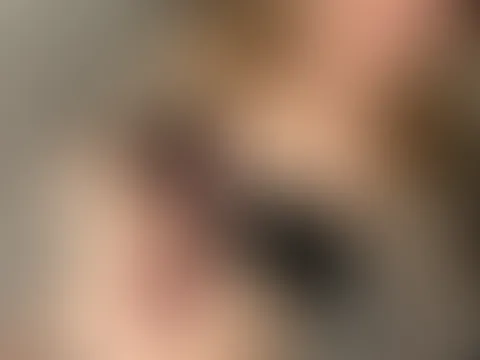 Magst du wissen was ich mit dem hier so anstelle? 🤪 schau doch in meinen neuen Inhalt 😏💦