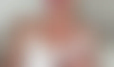 Bist du in deinem Kopf etwa schon weiter als nur Titten kneten?😏