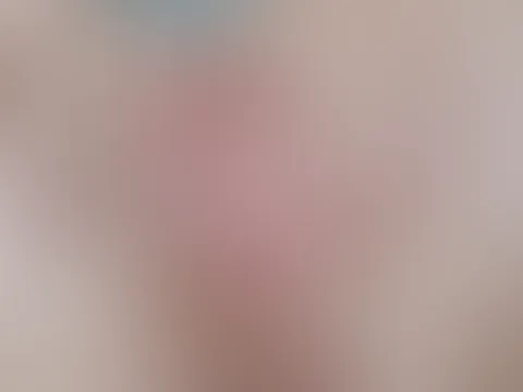Willst du sehen... im Detail... wie ich masturbiere meine M****i mit gross Dildo?