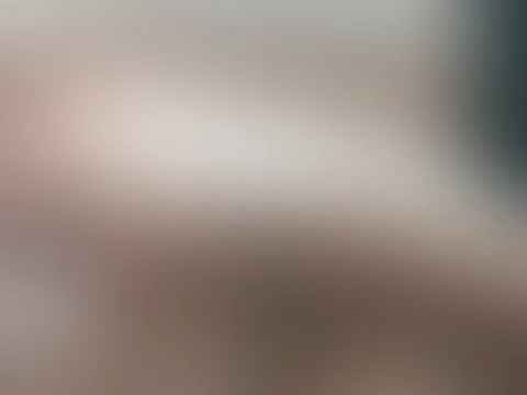 Er ist einfach auf meinen Nippeln gekommen, was sagst du dazu 😏🥵