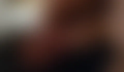Ich kann von schwänzen nicht genug bekommen. Ich liebe es zu b****n und anschließend die geile f**ksahne in meinem dreckigen mund zu schmecken.