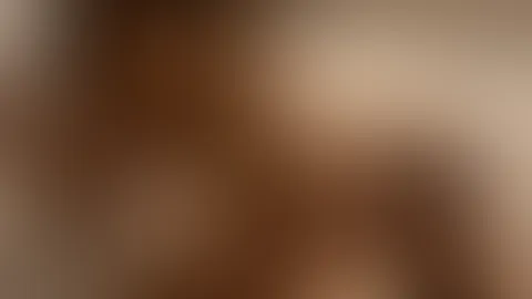 Hier wurde ich aber anständig benutzt, der A***h voll gespritzt und nich nen dicker Plug im Po. Von mir aus kann es