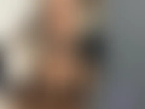 😈