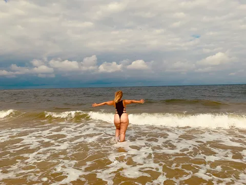 Kommst du mit mir nach Sylt und wir planschen zusammen in der Nordsee ?