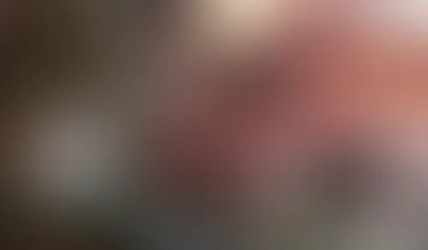 Masturbation under the christmas tree