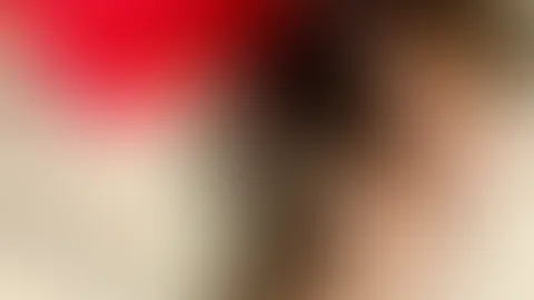 Hasi in Red