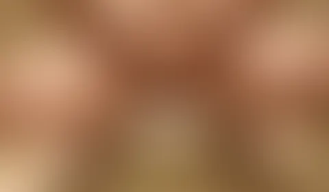 Mein Natursekt läuft 💧💧💧 Schau wo ich hingepinkelt hab